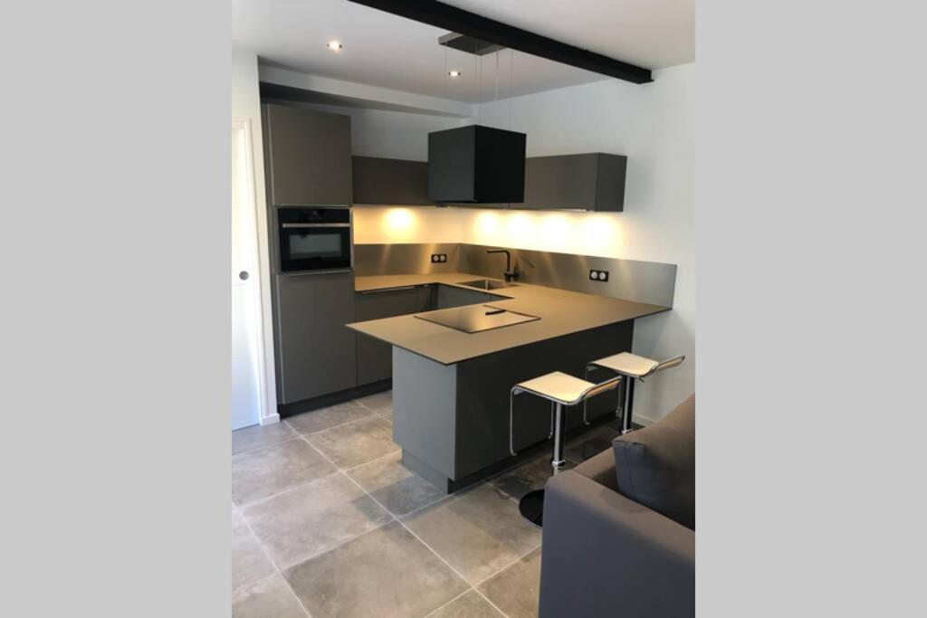 Les Chambres Berguoises Duplex Calme Au Coeur De Bergues Exterior foto